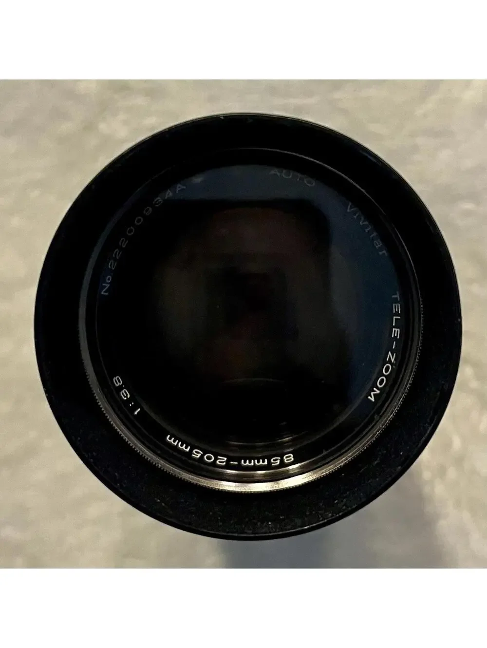 Vivitar Tele-Zoom 85-205mm 1:3.8 Auto Zoom Lens No. 222000934A